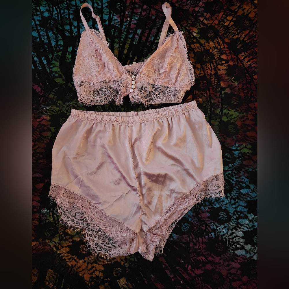 Pastel Pink Pajama Shorts and Lace Brallette set. Size Medium